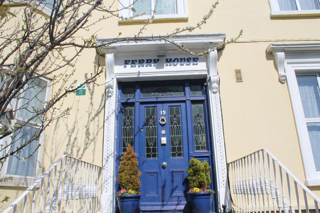 Ferry House Bed & Breakfast Dun Laoghaire Exteriér fotografie