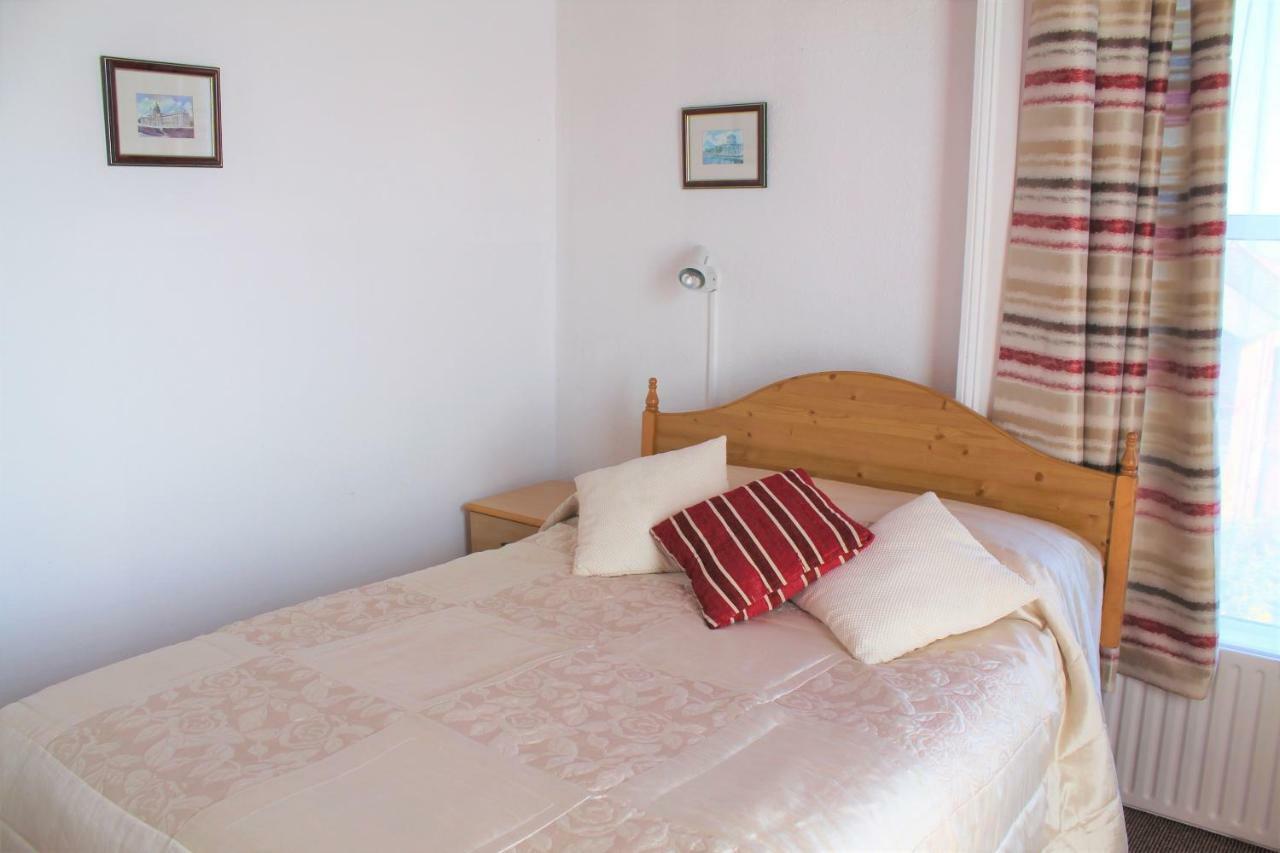 Ferry House Bed & Breakfast Dun Laoghaire Exteriér fotografie